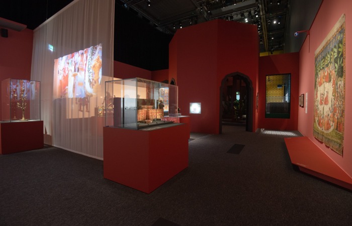 BOLLYWOOD SUPERSTARS ABU DHABU