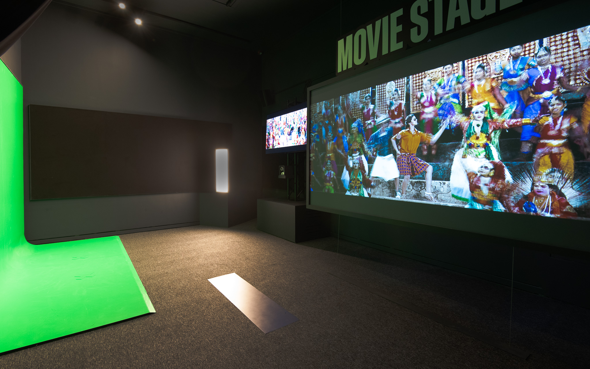 BOLLYWOOD SUPERSTARS ABU DHABU